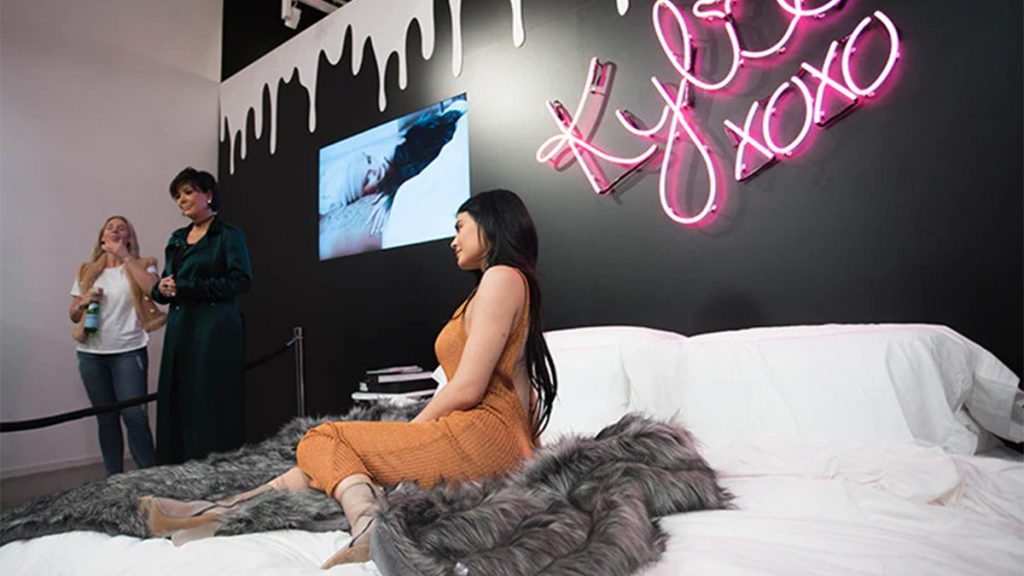 kylie jenner popup 1, Laboratoire cosmétique Maroc
