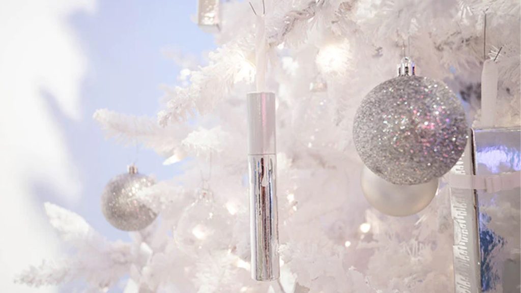 kylie jenner popup christmas, Laboratoire cosmétique Maroc