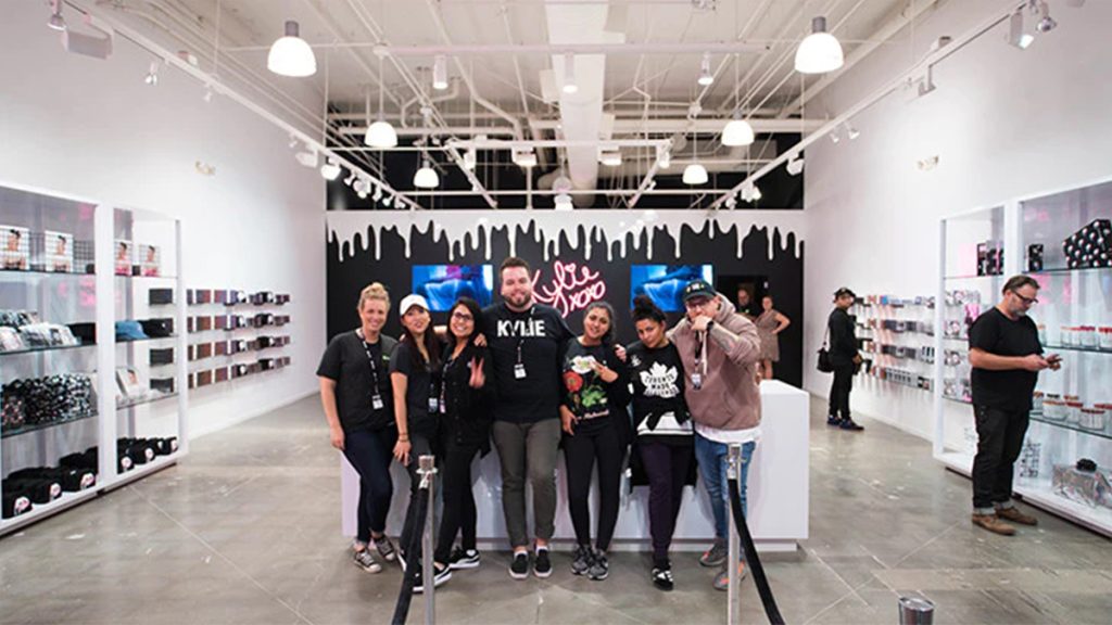 kylie jenner popup shopify, Laboratoire cosmétique Maroc